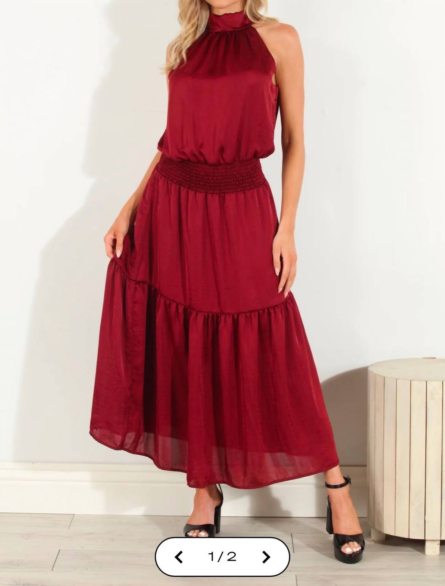 Платье макси с атласным халтером Ruby Wine Veronica M 
Платье макси с атласным халтером Ruby Wine Veronica M