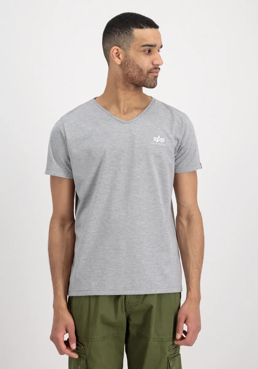Футболка Alpha Industries " Alpha Industries Мужчины - Футболки Базовая футболка с V-образным вырезом и маленьким логотипом", серый
Футболка Alpha Industries " Alpha Industries Мужчины - Футболки Базовая футболка с V-образным вырезом и маленьким логотипом", серый