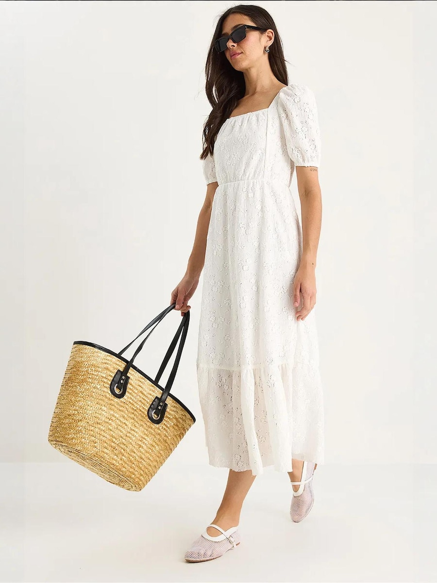 Платье Bianco Lucci, белый
Платье Bianco Lucci, белый