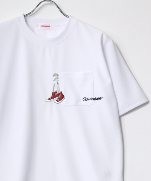 Футболка с короткими рукавами, круглым вырезом, УФ-защитой, вышитым принтом на спине и карманом Converse, белая
Футболка с короткими рукавами, круглым вырезом, УФ-защитой, вышитым принтом на спине и карманом Converse, белая