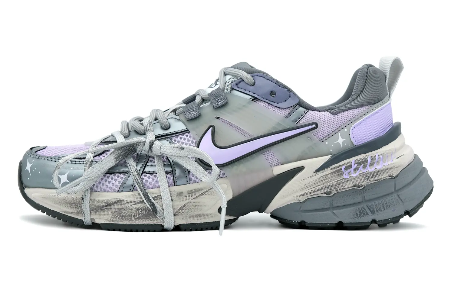 Кроссовки для бега V2K Run женские с низким верхом, фиолетовый Nike
Кроссовки для бега V2K Run женские с низким верхом, фиолетовый Nike