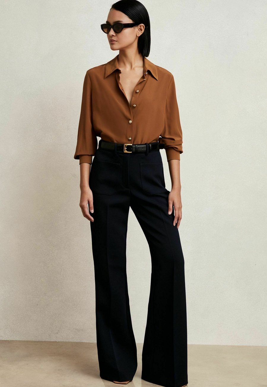 Блуза Reiss Button-down blouse, Tan Brown/Brown
Блуза Reiss Button-down blouse, Tan Brown/Brown