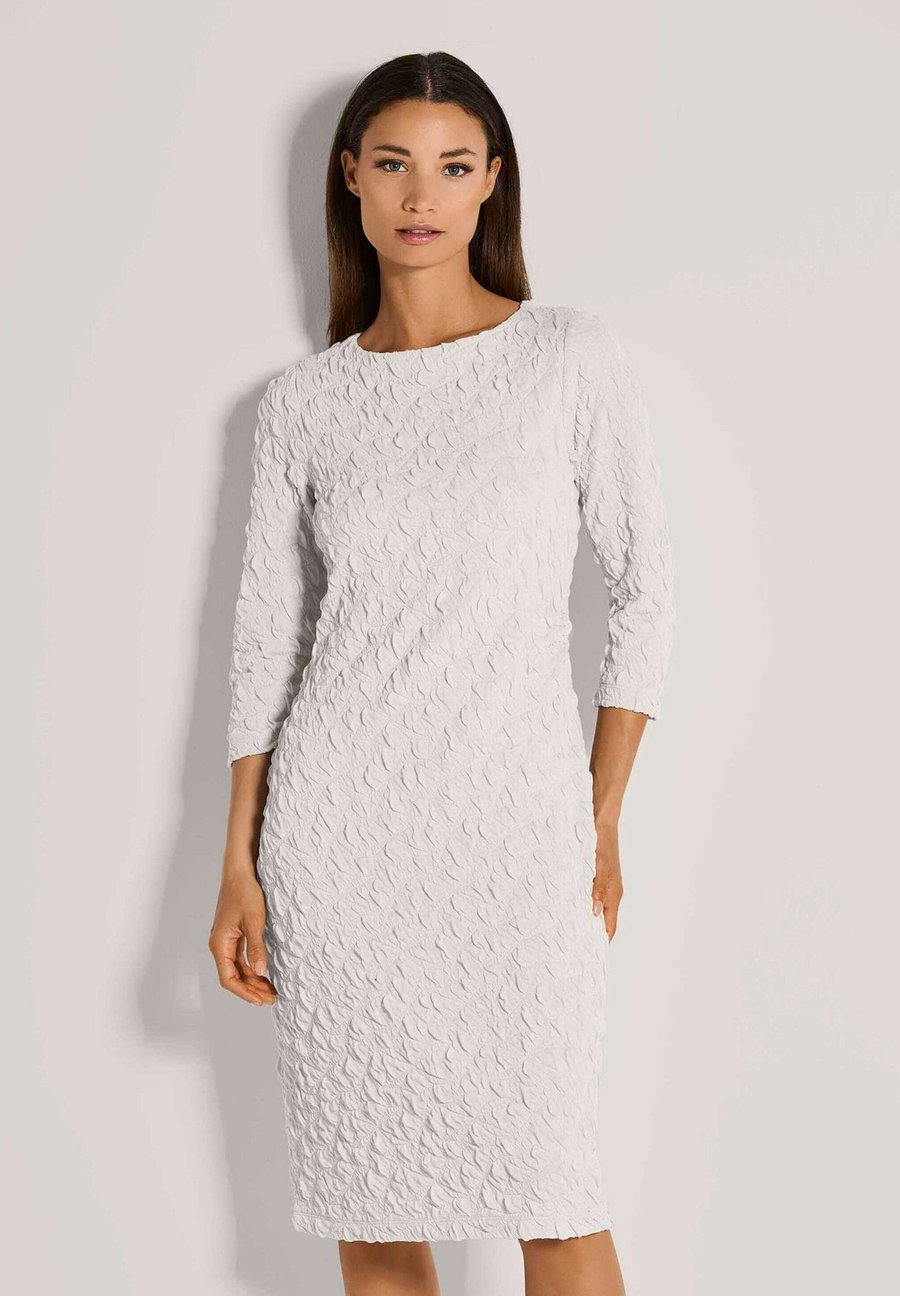 Платье MADELEINE Shift dress, Pearl White/White
Платье MADELEINE Shift dress, Pearl White/White