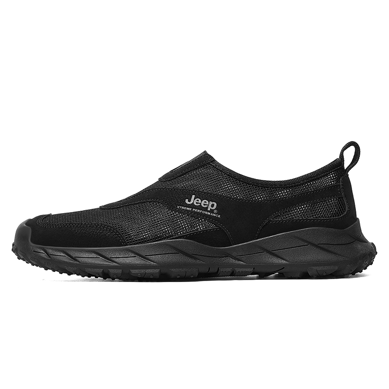 Jeep Низкие трекинговые ботинки мужские черные, цвет Black
Jeep Низкие трекинговые ботинки мужские черные, цвет Black