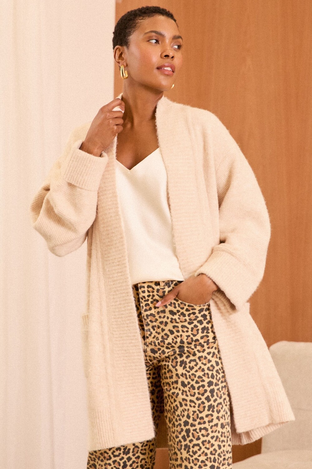 Уютный кардиган Love & Roses, бежевый
Уютный кардиган Love & Roses, бежевый