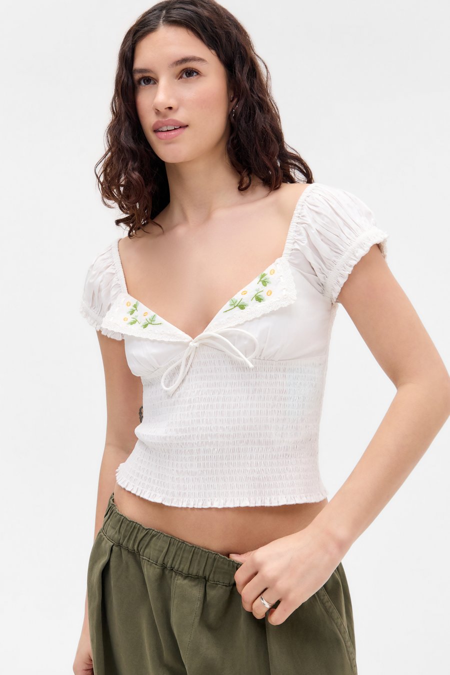 Блуза BDG Urban Outfitters CAMERON COLLAR BLOUSE, White
Блуза BDG Urban Outfitters CAMERON COLLAR BLOUSE, White