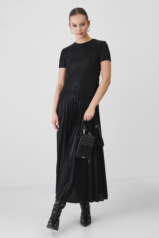 Футболка Medicine, черный 
Футболка Medicine, черный