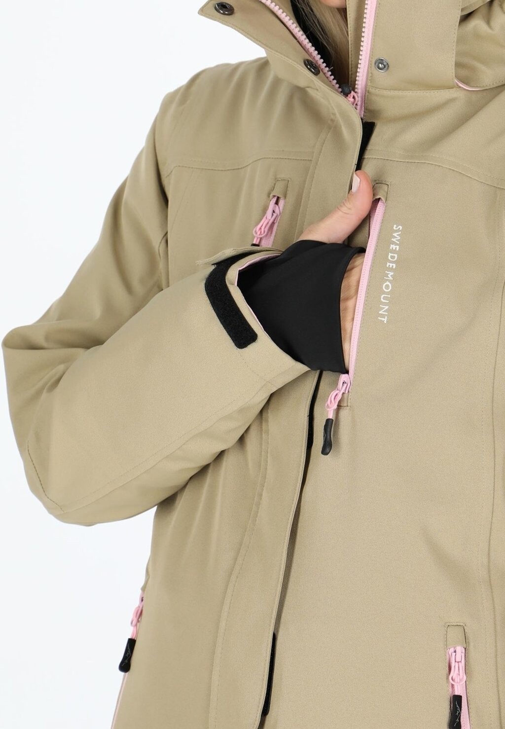 Сноубордическая куртка CERVINIA Swedemount, бежевый
Сноубордическая куртка CERVINIA Swedemount, бежевый
