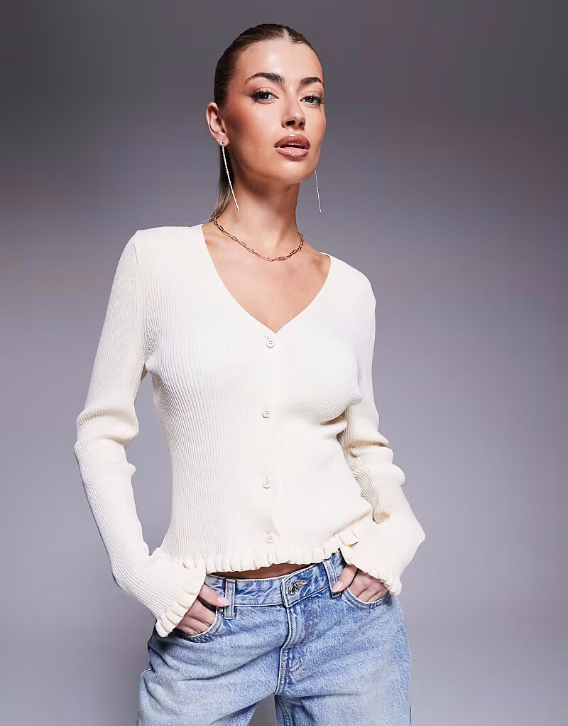 Кардиган ASOS DESIGN аккуратного кроя с оборками по низу цвета экрю
Кардиган ASOS DESIGN аккуратного кроя с оборками по низу цвета экрю