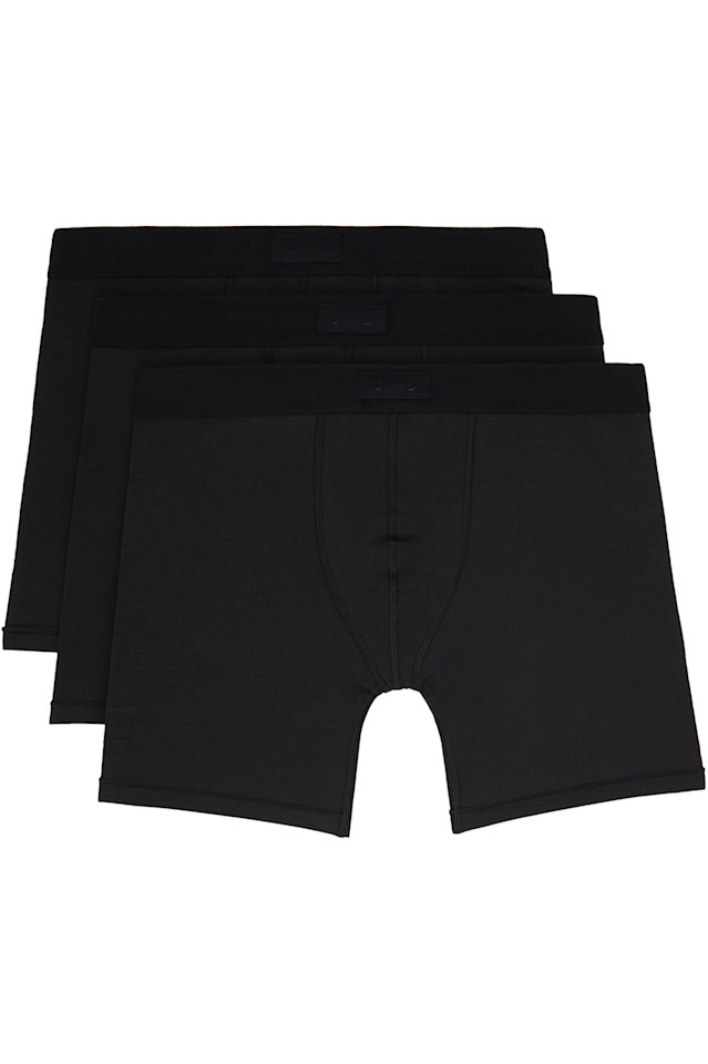 Три пары черных хлопковых боксеров Skims длиной 5 дюймов Skims, цвет onyx
Три пары черных хлопковых боксеров Skims длиной 5 дюймов Skims, цвет onyx