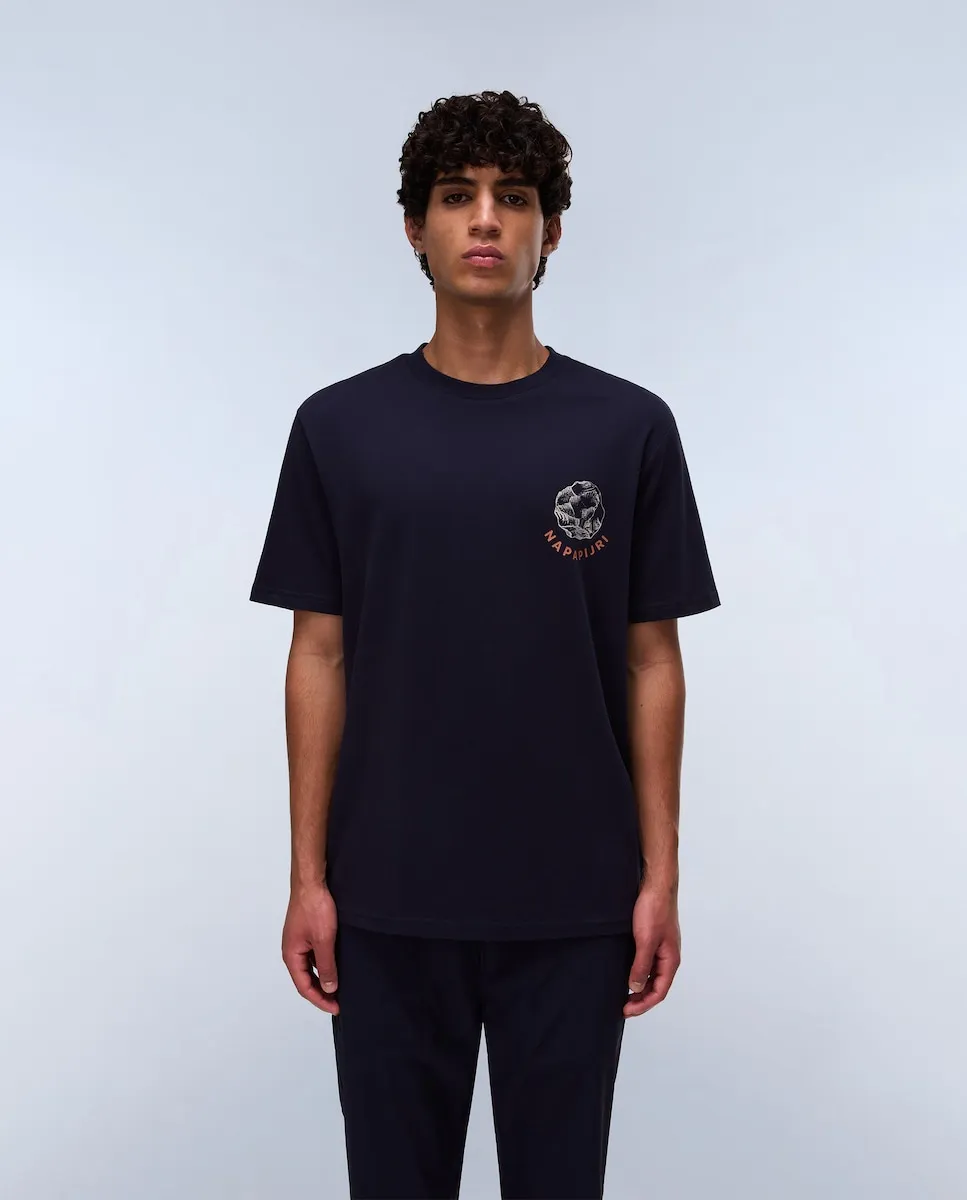 Мужская футболка темно-синего цвета с короткими рукавами Napapijri
Мужская футболка темно-синего цвета с короткими рукавами Napapijri