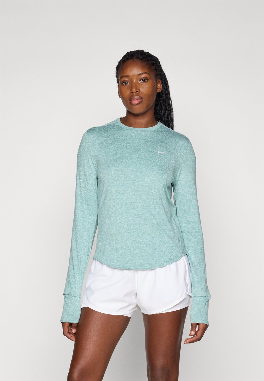 Топ Nike Performance SWIFT, Cannon/Heather/Reflective Silver-Coloured/Light Blue
Топ Nike Performance SWIFT, Cannon/Heather/Reflective Silver-Coloured/Light Blue