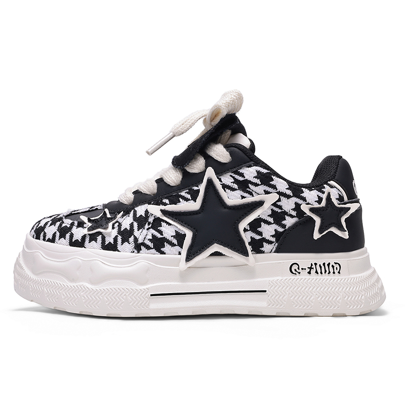 Q-AND Q and Coverage нескользкая устойчивая к истиранию увеличивающая высоту низкая верхняя часть кроссовки для скейтбординга Unisex черный белый
Q-AND Q and Coverage нескользкая устойчивая к истиранию увеличивающая высоту низкая верхняя часть кроссовки для скейтбординга Unisex черный белый