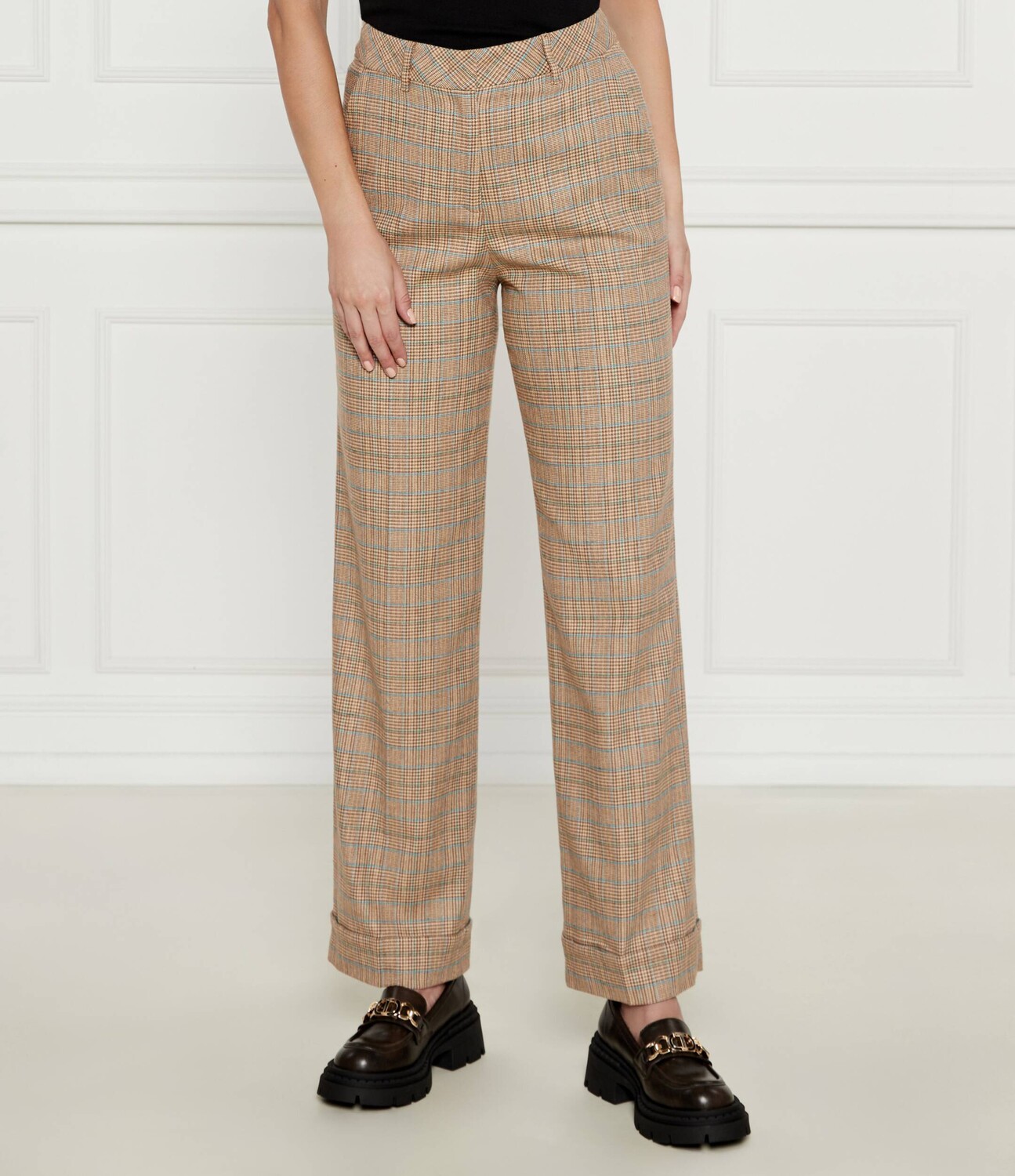 Брюки Marc Cain WUKARI flare fit, бежевый
Брюки Marc Cain WUKARI flare fit, бежевый