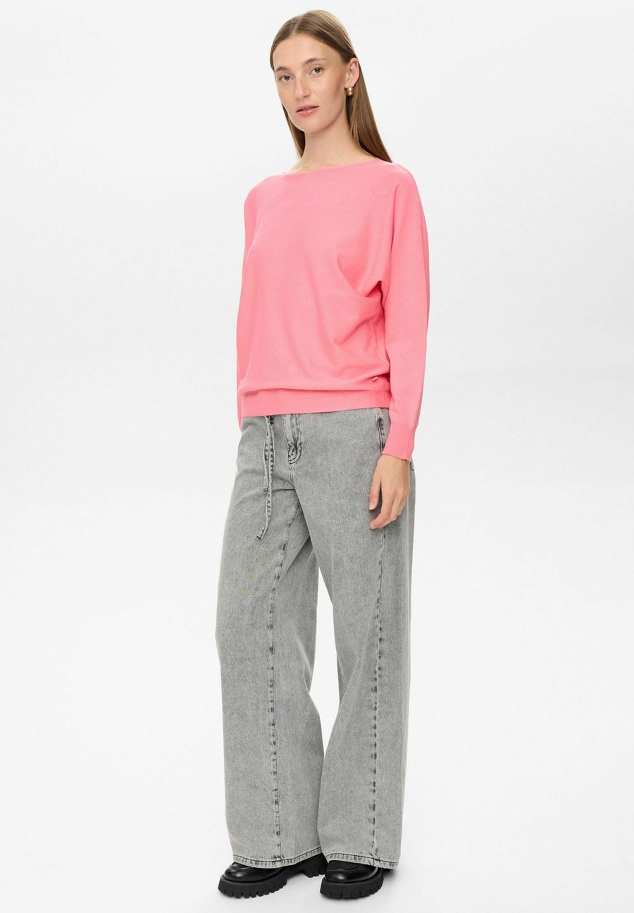 Джемпер Nümph Jumper, Pink Lemonade/Light Pink
Джемпер Nümph Jumper, Pink Lemonade/Light Pink