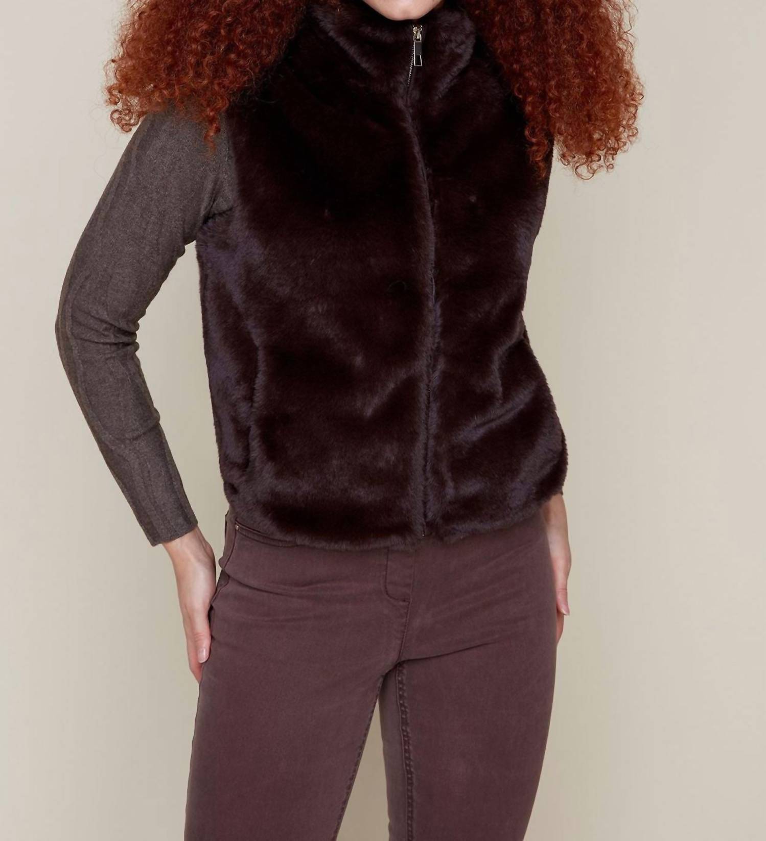 Меховой жилет цвета шоколада Renuar, цвет chocolate, Коричневый, Меховой жилет цвета шоколада Renuar, цвет chocolate
Меховой жилет цвета шоколада Renuar, цвет chocolate, Коричневый, Меховой жилет цвета шоколада Renuar, цвет chocolate