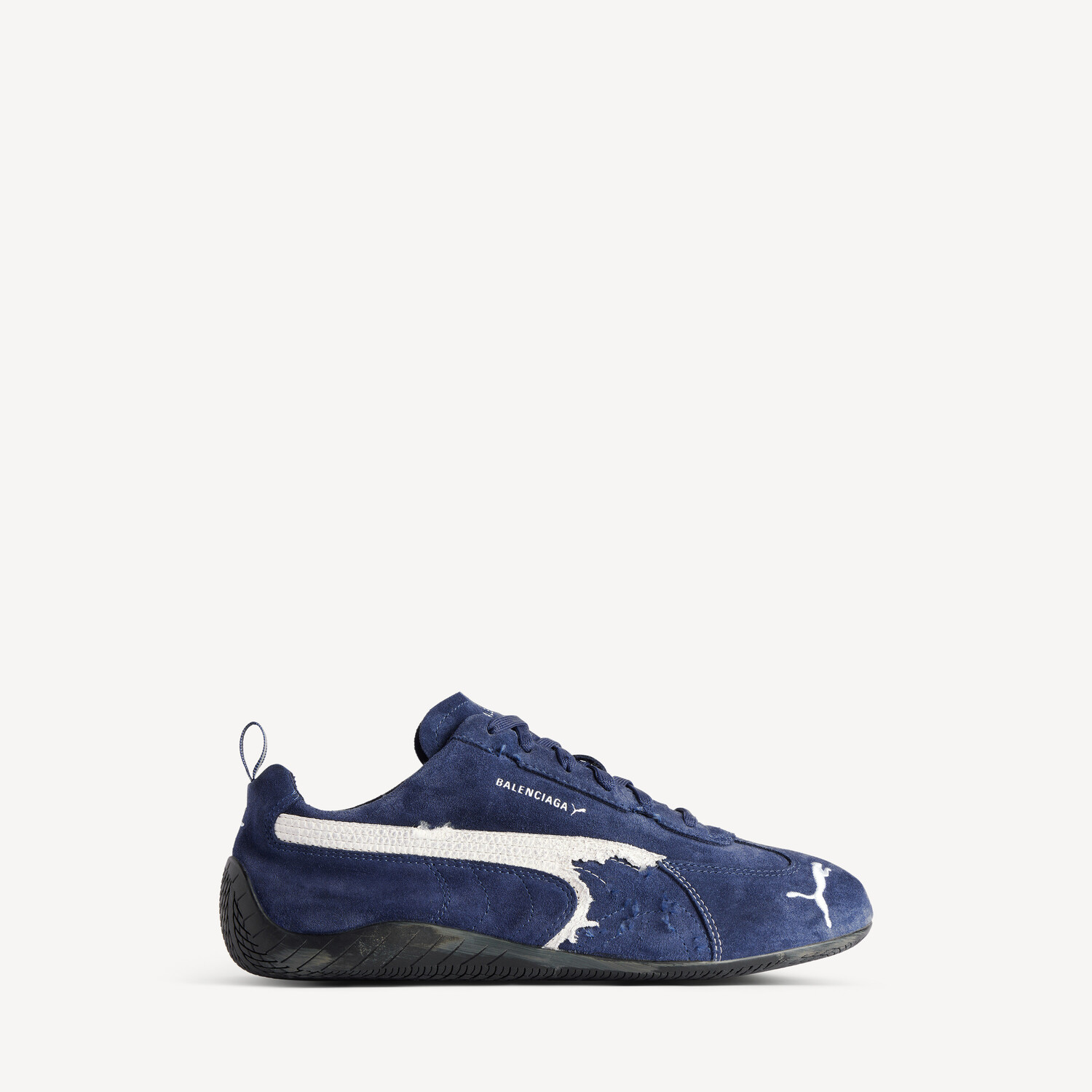Speedcat Suede Balenciaga в темно-синем/белом/черном цвете
Speedcat Suede Balenciaga в темно-синем/белом/черном цвете