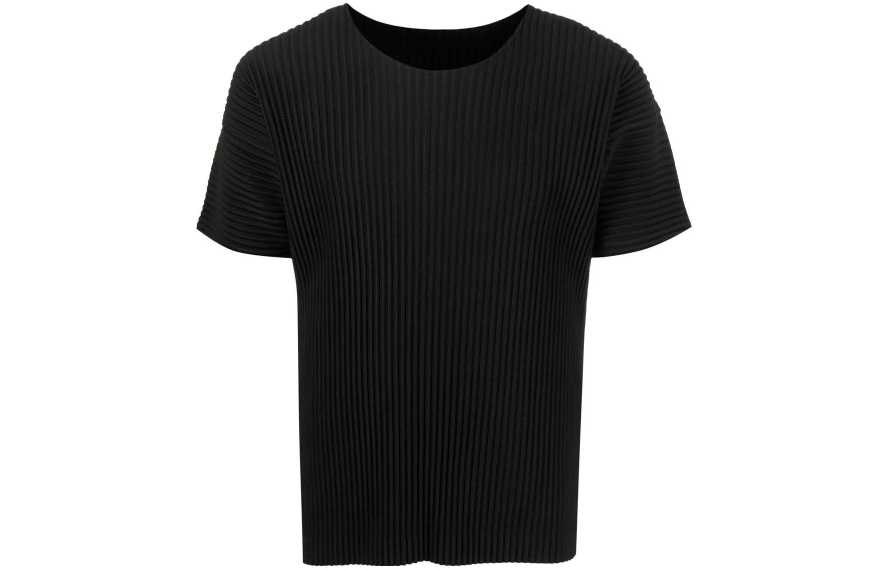Футболка Basic Plissé с круглым вырезом Homme Plissé Issey Miyake, черная 
Футболка Basic Plissé с круглым вырезом Homme Plissé Issey Miyake, черная