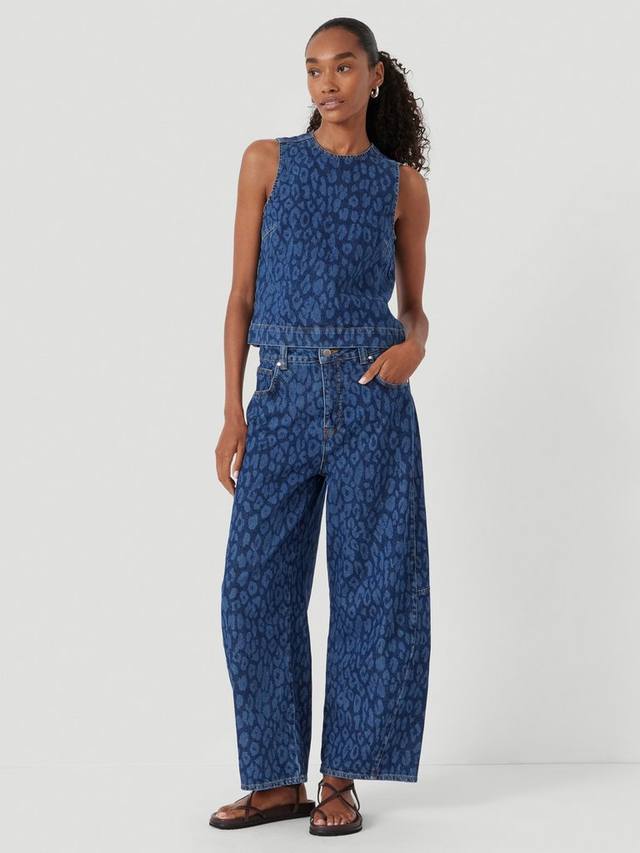 Топ Valerie из денима с леопардовым принтом HUSH
Топ Valerie из денима с леопардовым принтом HUSH