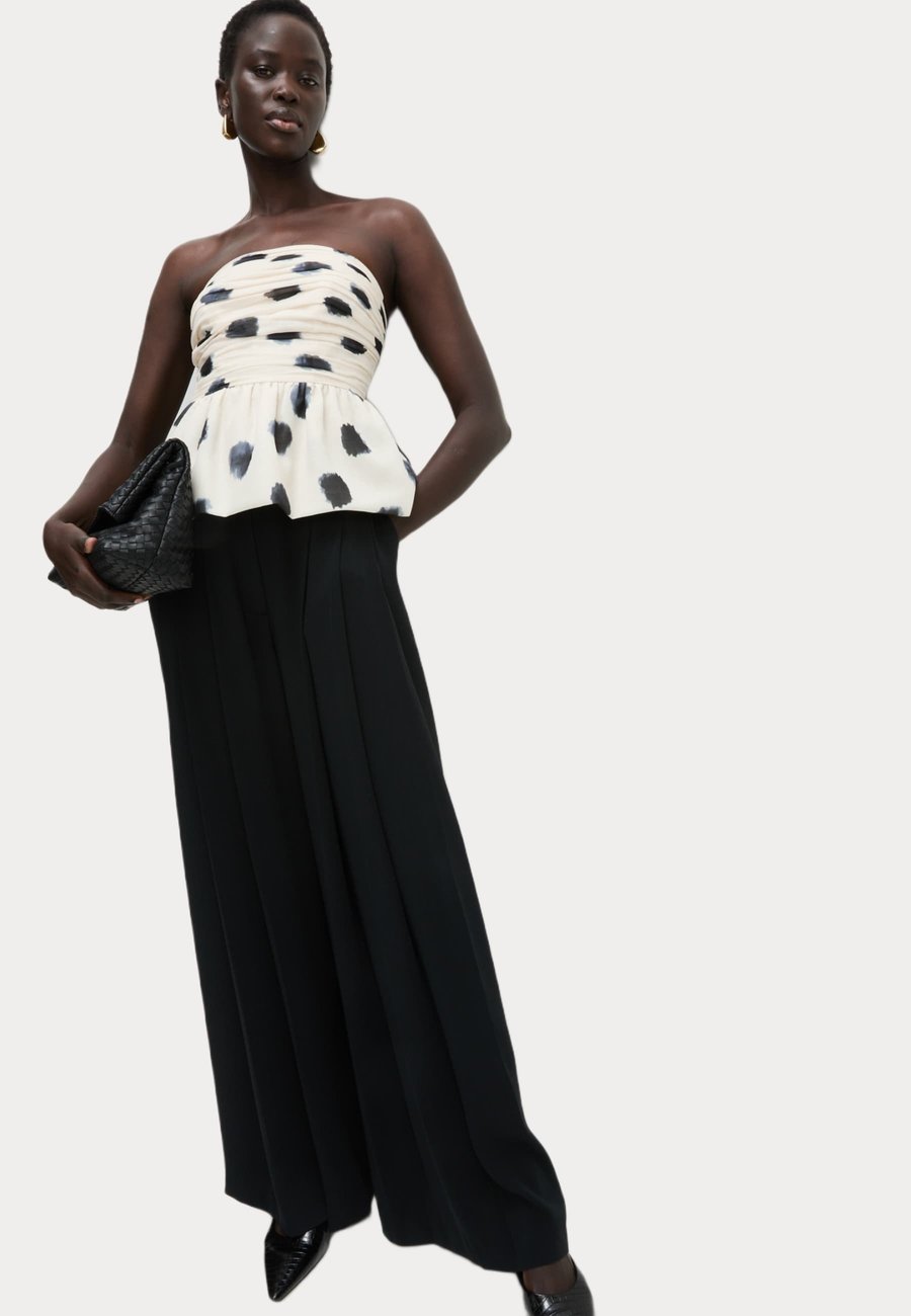 Блуза Marks & Spencer SPOT PRINT BANDEAU , Ivory Mix/Black
Блуза Marks & Spencer SPOT PRINT BANDEAU , Ivory Mix/Black