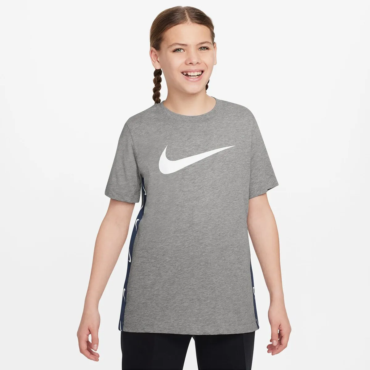 Детская футболка Nike Sportswear, серый
Детская футболка Nike Sportswear, серый