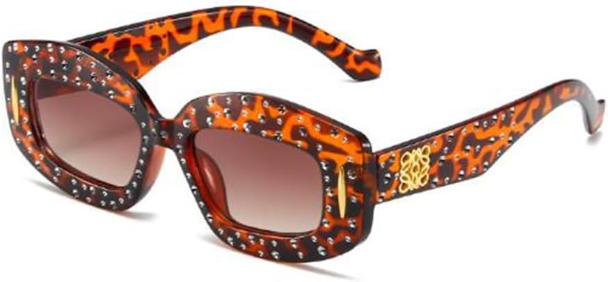 Женские квадратные солнцезащитные очки с бриллиантовым покрытием и сверкающим звездным узором, модные и отлично сочетаются с хип-хоп очками SLCHJXS, Leopard Pattern Double Tea Flakes
Женские квадратные солнцезащитные очки с бриллиантовым покрытием и сверкающим звездным узором, модные и отлично сочетаются с хип-хоп очками SLCHJXS, Leopard Pattern Double Tea Flakes