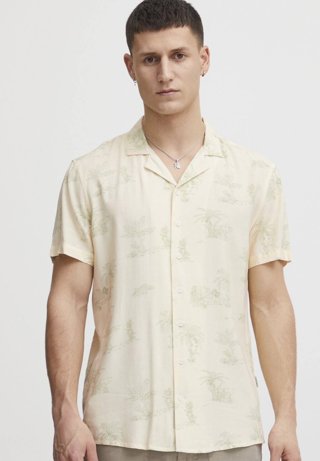 Рубашка Blend, лимонная глазурь
Рубашка Blend, лимонная глазурь