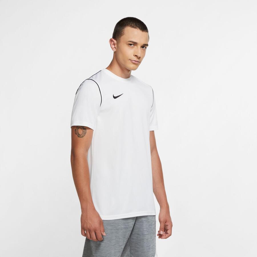 Футболка Nike Park 20 BV6883-100
Футболка Nike Park 20 BV6883-100