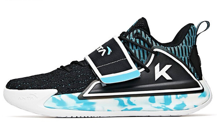 Баскетбольные кроссовки Water Flower 2 мужские с низким верхом, черные/хлоро-синие Anta
Баскетбольные кроссовки Water Flower 2 мужские с низким верхом, черные/хлоро-синие Anta