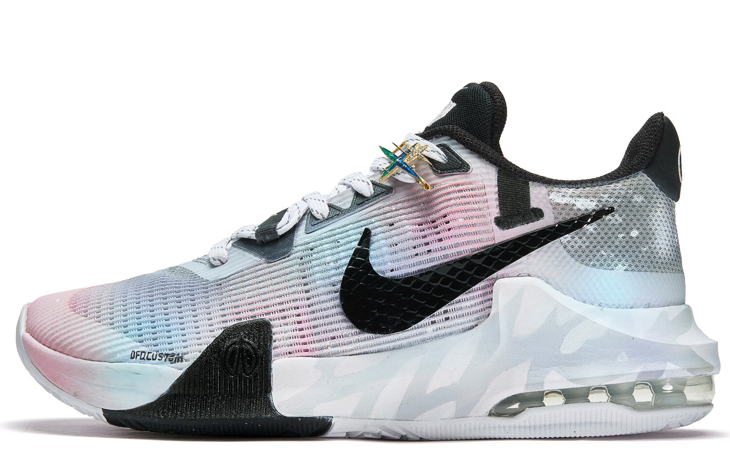 Баскетбольные кроссовки Air Max Impact 3 мужские с низким верхом, синие/розовые/черные Nike
Баскетбольные кроссовки Air Max Impact 3 мужские с низким верхом, синие/розовые/черные Nike