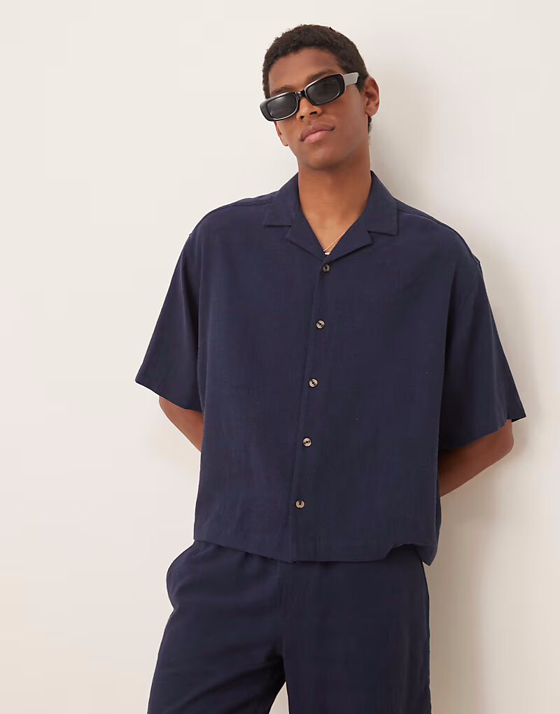 Рубашка свободного кроя из смеси льна и льна, темно-синяя Asos Design
Рубашка свободного кроя из смеси льна и льна, темно-синяя Asos Design