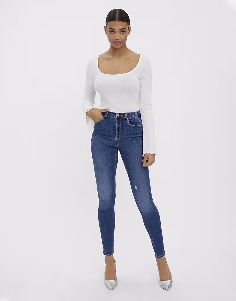 Джинсы Vero Moda Skinny fit из средне-синего денима
Джинсы Vero Moda Skinny fit из средне-синего денима