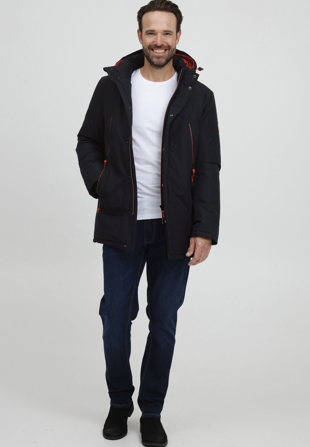 Зимняя куртка FQABBE FQ1924, черный
Зимняя куртка FQABBE FQ1924, черный