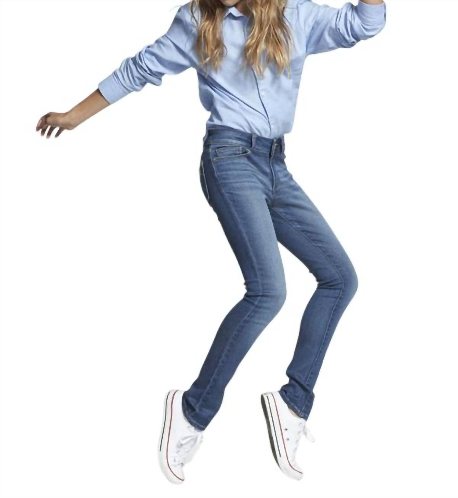 Джинсы Chloe Skinny в Parula DL1961 - Kids'
Джинсы Chloe Skinny в Parula DL1961 - Kids'