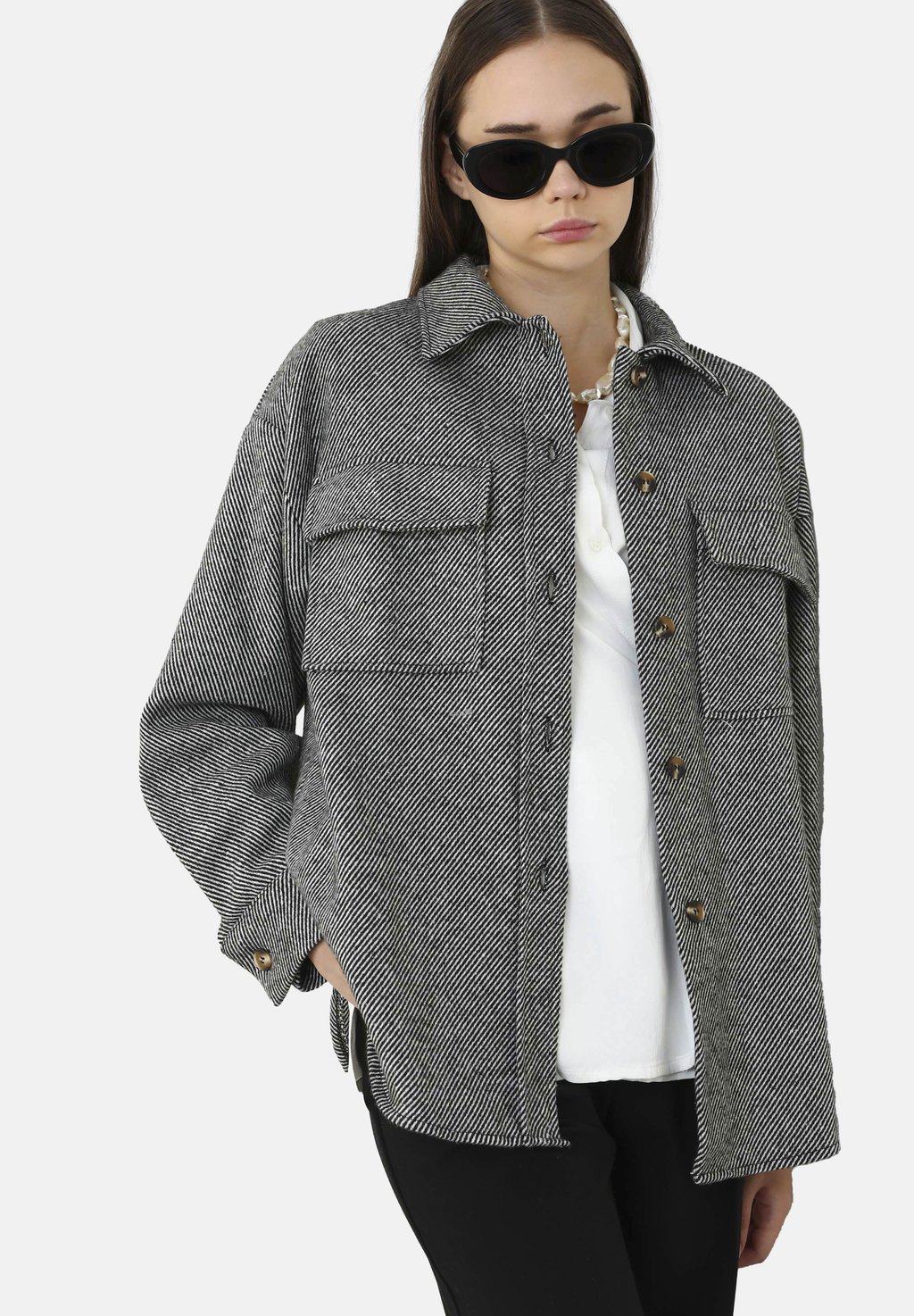 Летняя куртка Modanisa, черный
Летняя куртка Modanisa, черный