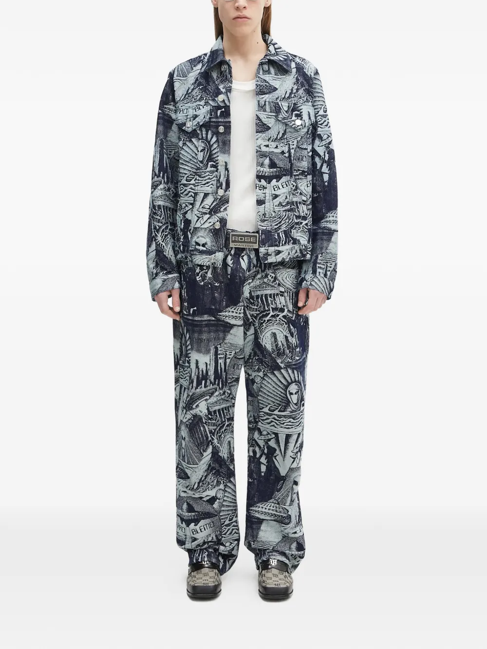 Джинсы с графичным принтом Aries, синий
Джинсы с графичным принтом Aries, синий