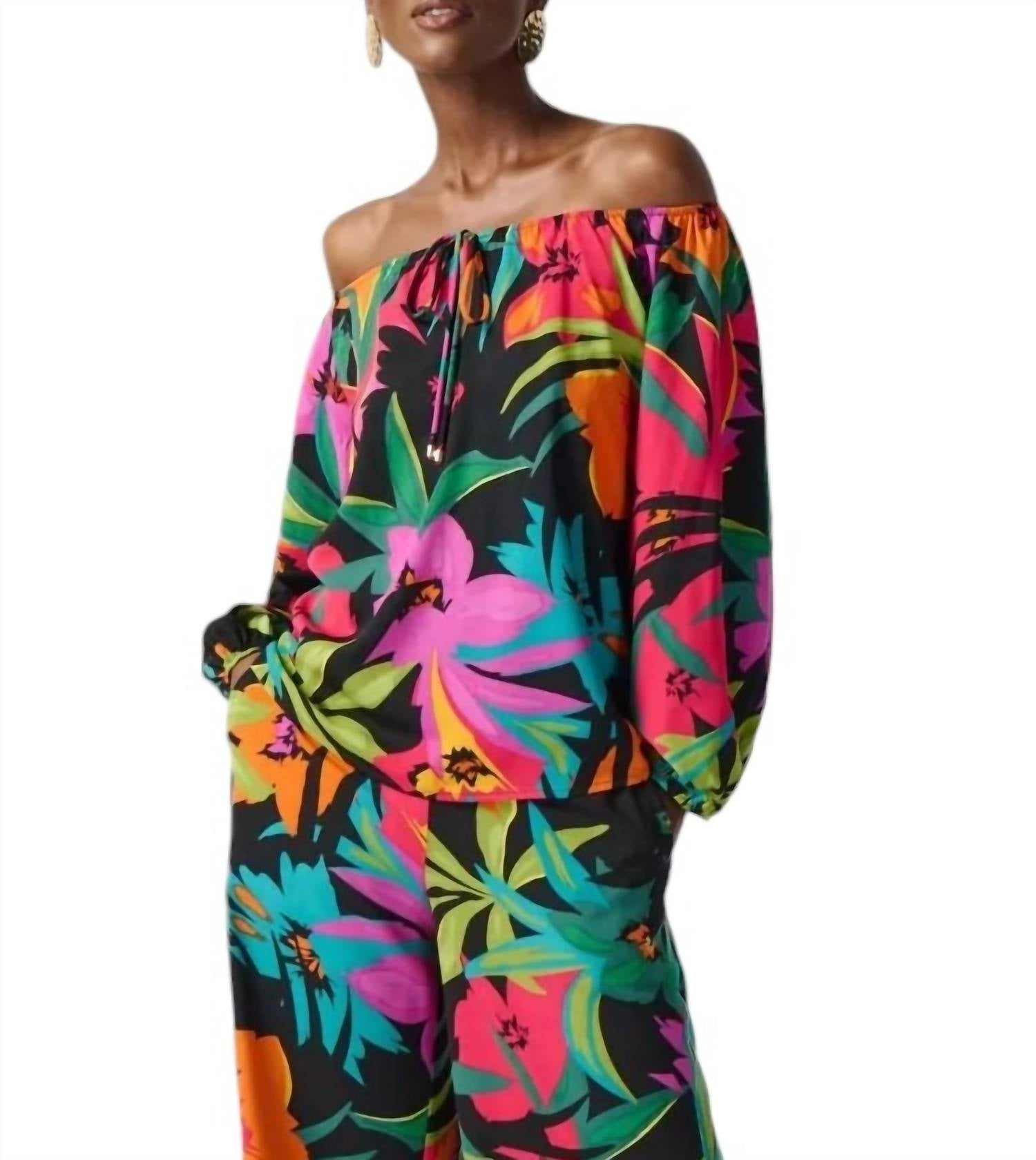 Топ с принтом гибискуса в черном/мульти Joseph Ribkoff
Топ с принтом гибискуса в черном/мульти Joseph Ribkoff