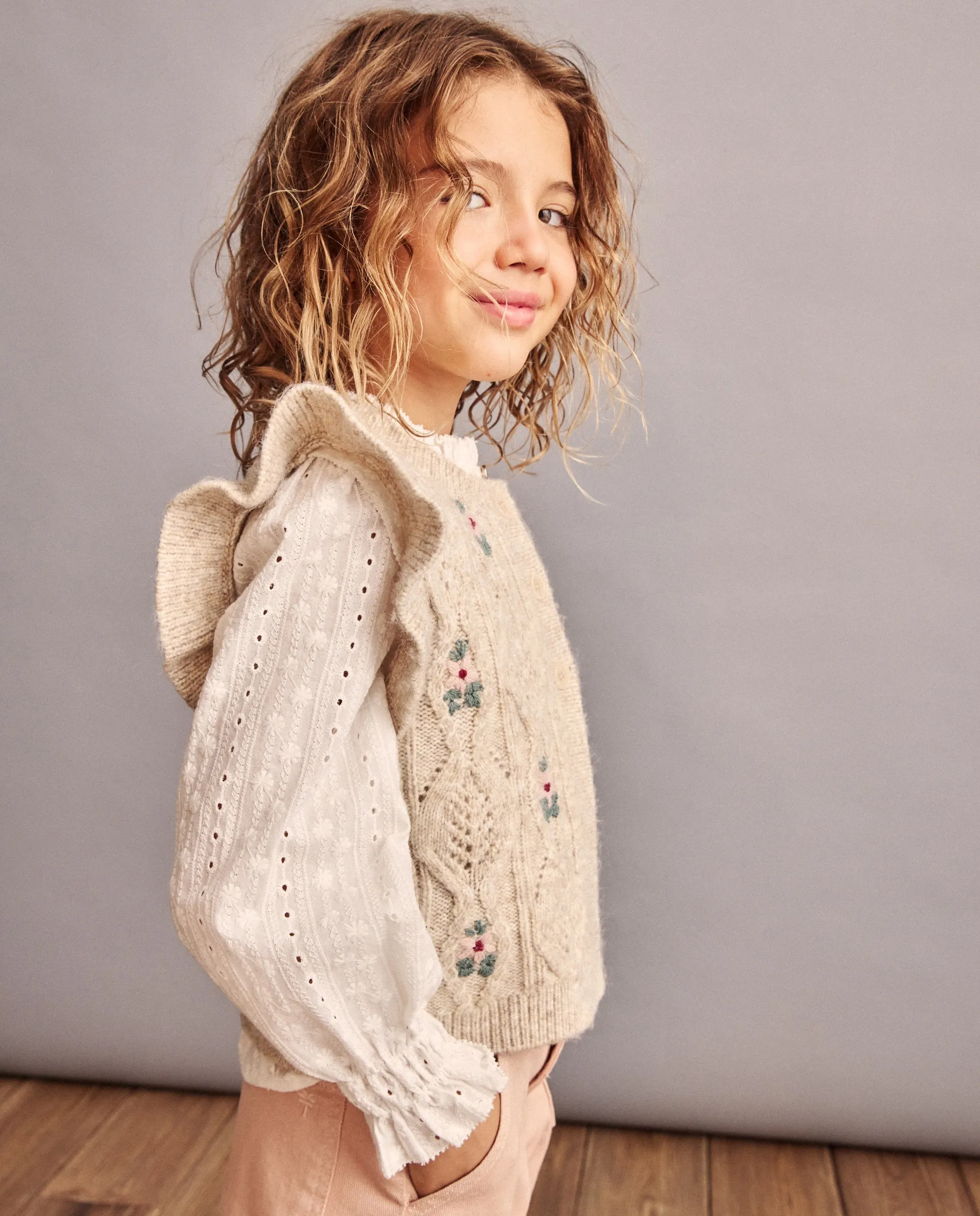 Детский распашной жилет с контрастной вышивкой Coconut El Corte Inglés, бежевый
Детский распашной жилет с контрастной вышивкой Coconut El Corte Inglés, бежевый