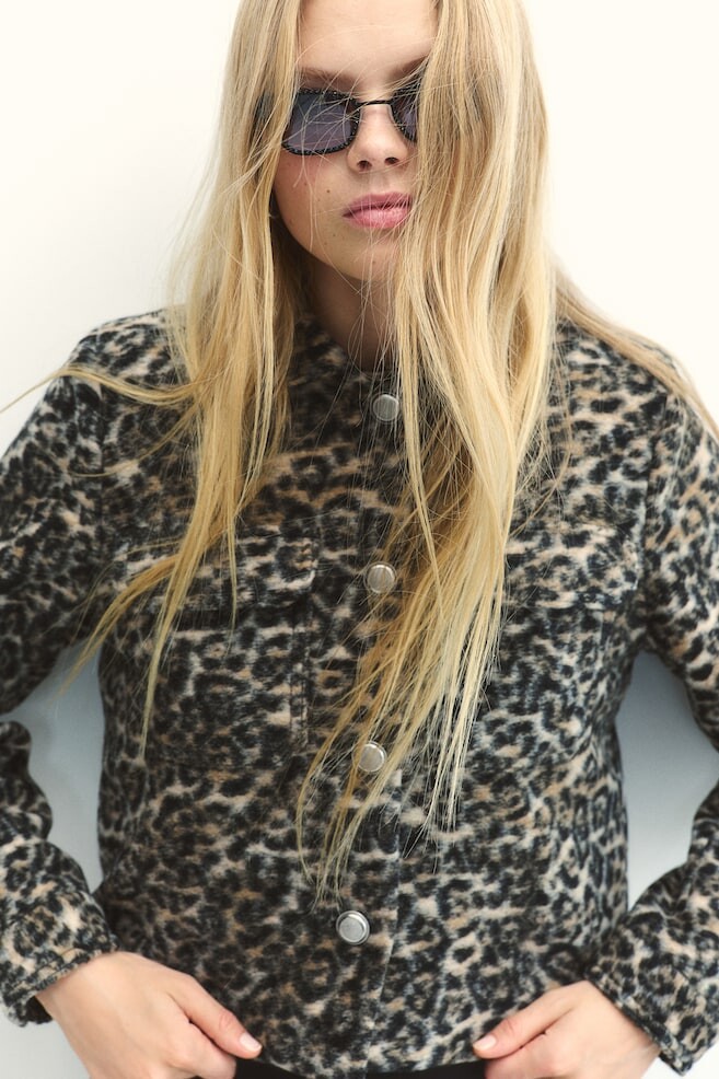 Куртка с матовой отделкой H&M, бежевый
Куртка с матовой отделкой H&M, бежевый