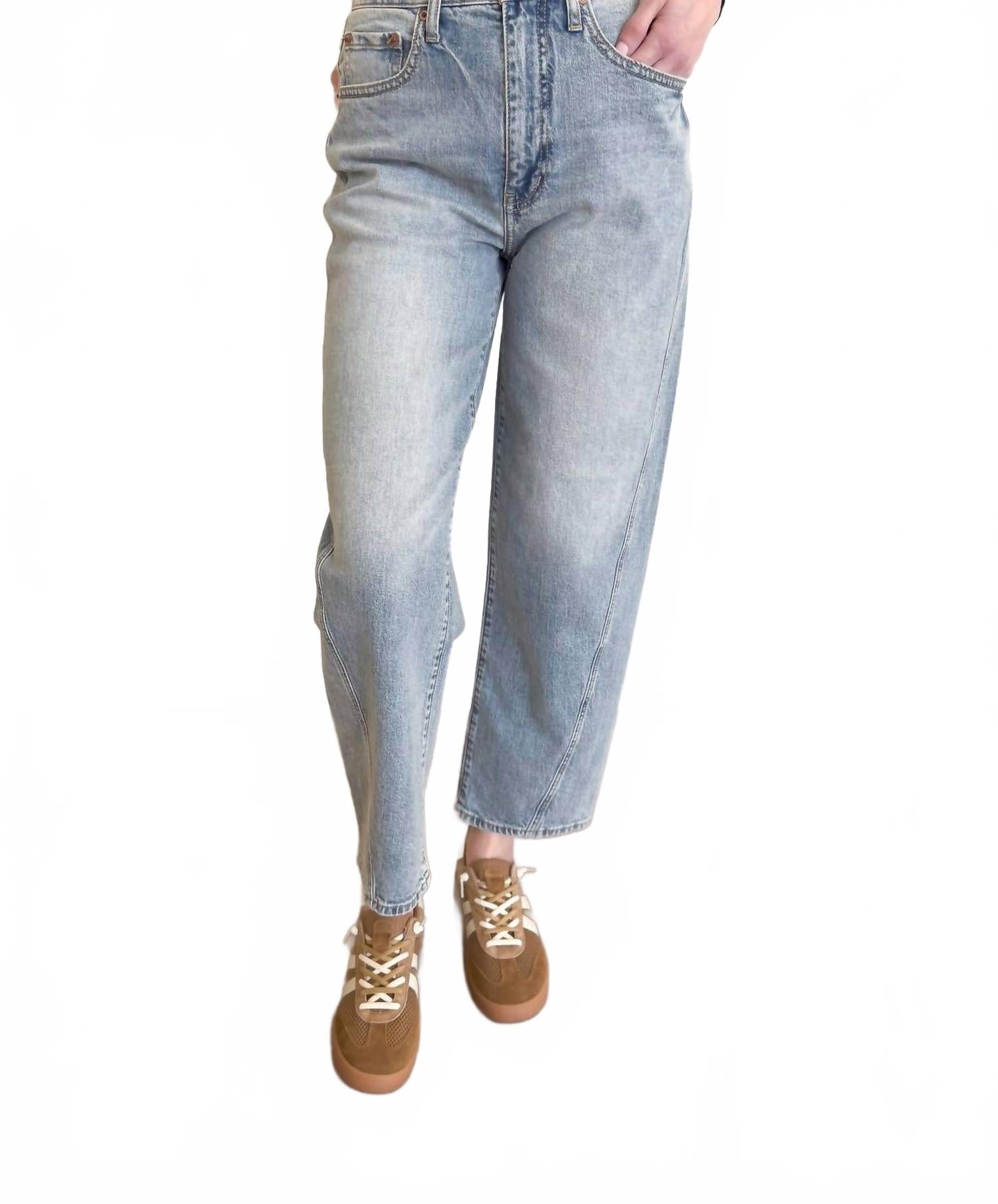 Джинсы Hadlee Barrel в светлой стирке DAZE, Light Wash
Джинсы Hadlee Barrel в светлой стирке DAZE, Light Wash