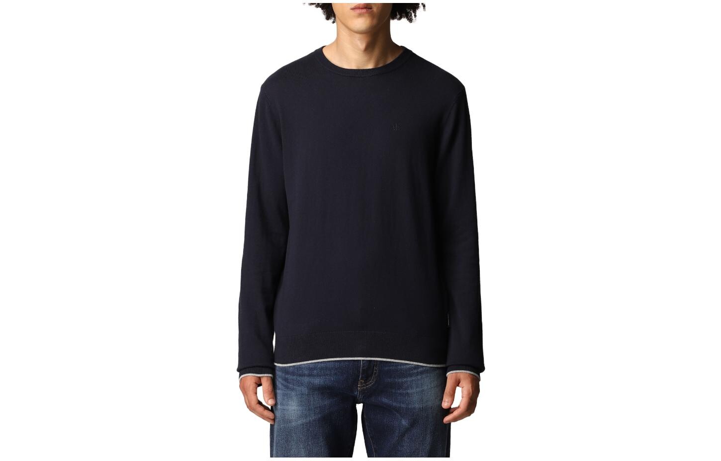 Свитер мужской темно-синий Armani Exchange, темно-синий
Свитер мужской темно-синий Armani Exchange, темно-синий