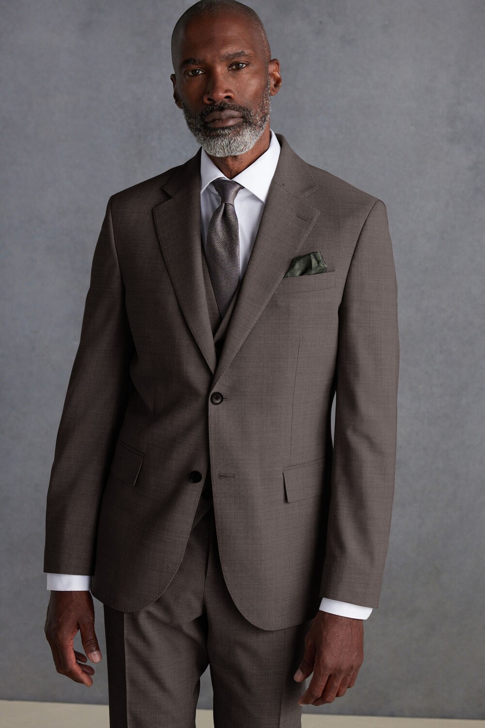 Приталенный фирменный пиджак Tollegno из итальянской шерсти с текстурой Next, коричневый
Приталенный фирменный пиджак Tollegno из итальянской шерсти с текстурой Next, коричневый