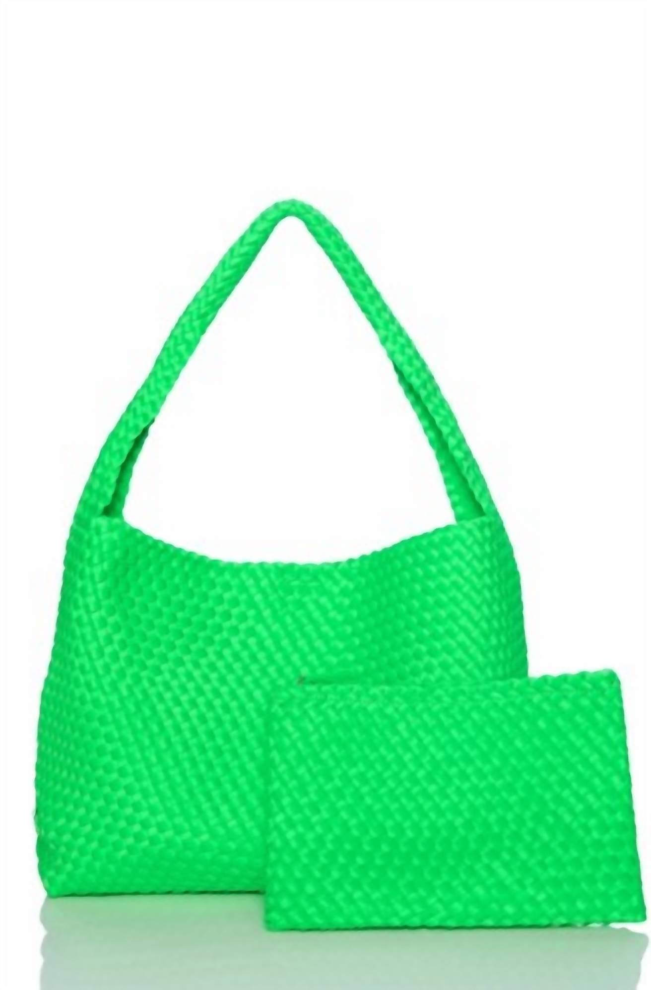 Сумка-хобо через плечо с карманом на молнии в цвете Zing Susana Monaco
Сумка-хобо через плечо с карманом на молнии в цвете Zing Susana Monaco