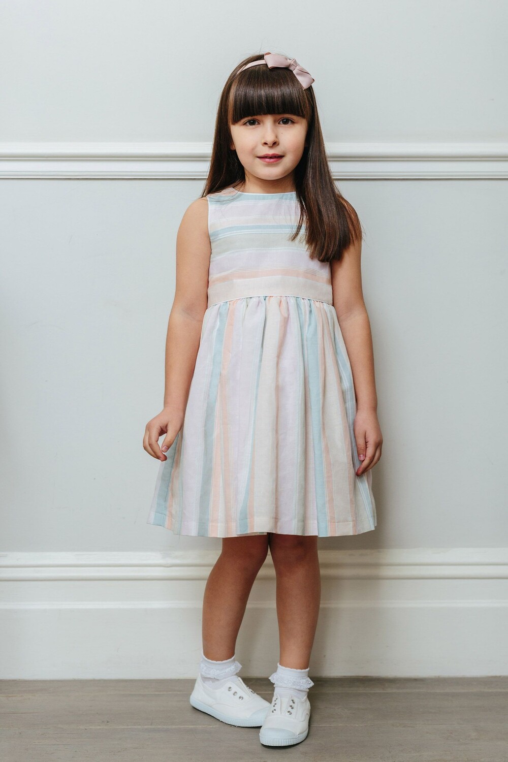 Пастельное платье Sofia с радужными полосками Trotters London, зеленый
Пастельное платье Sofia с радужными полосками Trotters London, зеленый