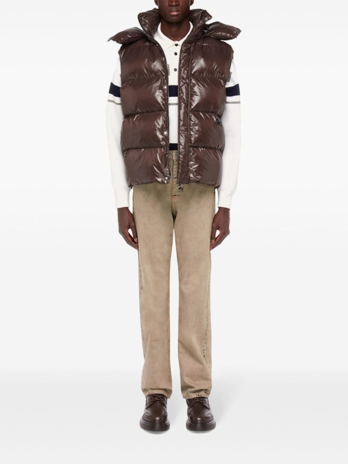 Ferragamo стеганый жилет с капюшоном, коричневый
Ferragamo стеганый жилет с капюшоном, коричневый