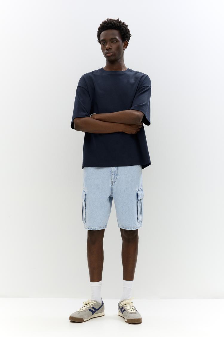 Джинсовые шорты-карго Pull And Bear, индиго
Джинсовые шорты-карго Pull And Bear, индиго