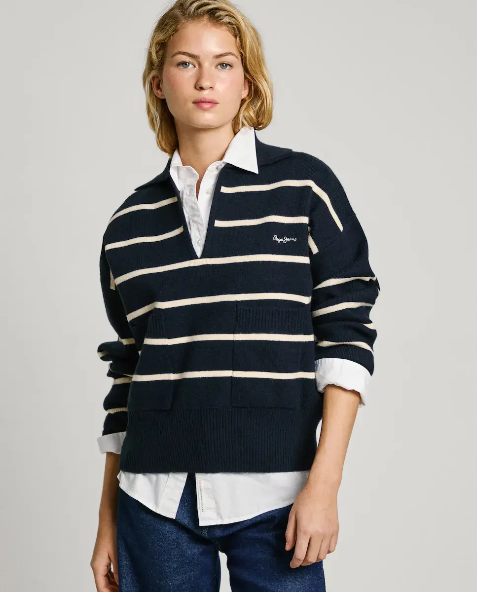 Женский свитер с воротником-поло и полосатым принтом Pepe Jeans, темно-синий
Женский свитер с воротником-поло и полосатым принтом Pepe Jeans, темно-синий