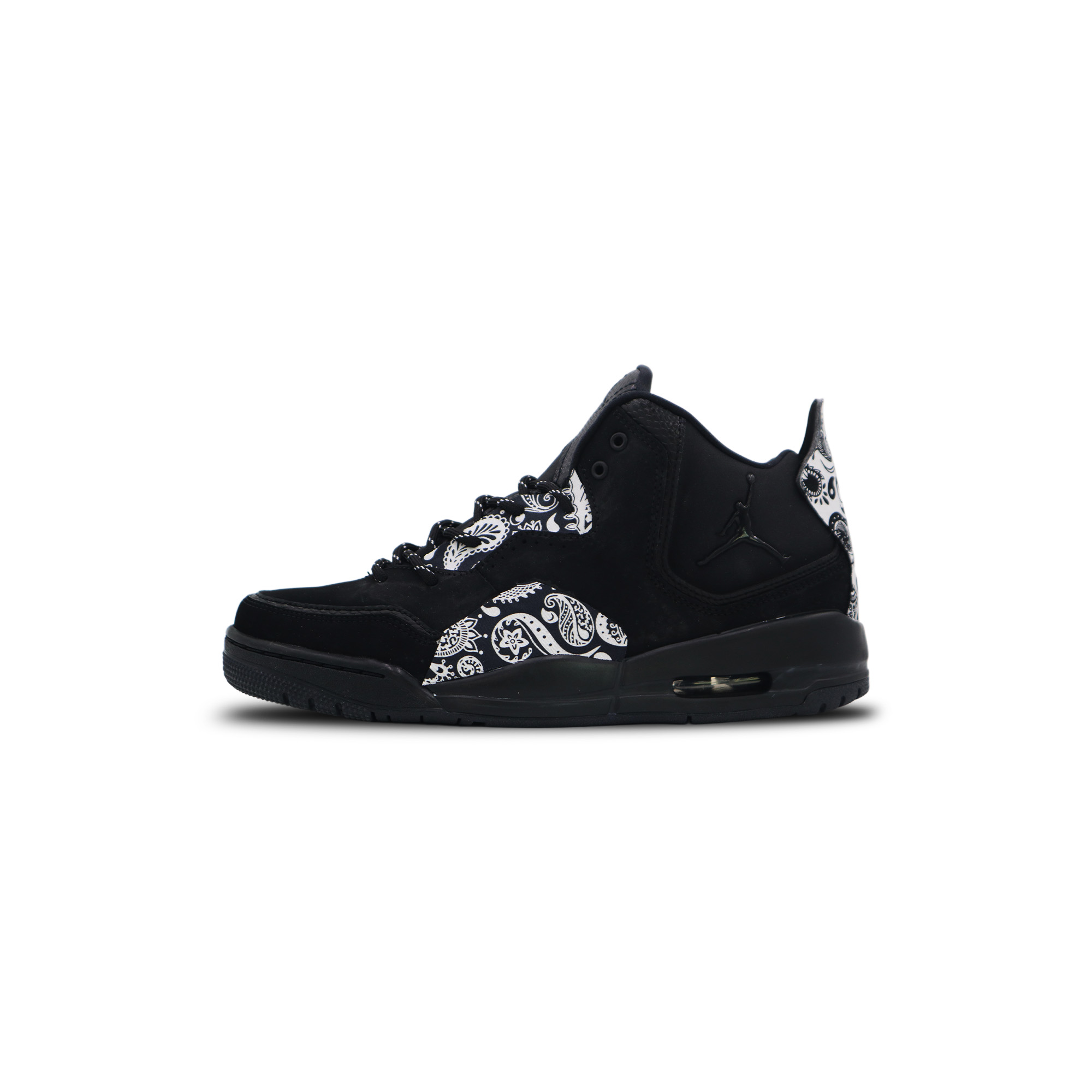 Кроссовки баскетбольные Courtside 23 Obsidian Cashews Mid top Jordan, черный
Кроссовки баскетбольные Courtside 23 Obsidian Cashews Mid top Jordan, черный