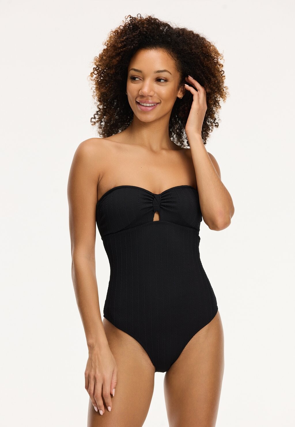 Купальник STRUCTURE Shiwi, цвет black malta structure
Купальник STRUCTURE Shiwi, цвет black malta structure