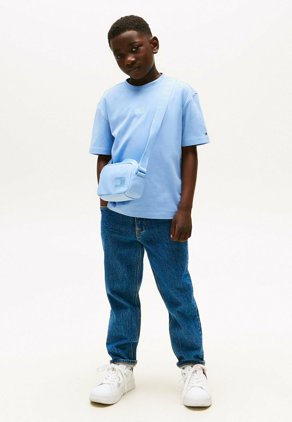 Базовая футболка Tommy Hilfiger, светло-голубой
Базовая футболка Tommy Hilfiger, светло-голубой